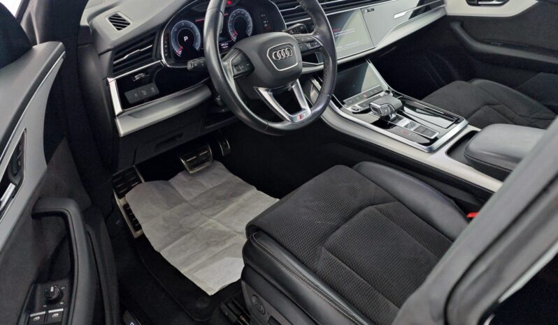
								Audi Q8 45 TDI quattro tiptronic Sport full									