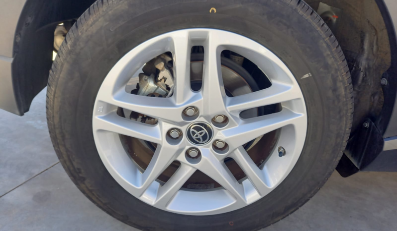 
								Toyota C-HR 1.8 Hybrid ECVT Active full									